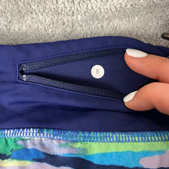 Lululemon Hotty Hot Short II Low Rise *2.5" blue green stripe Size 8 speed up - Picture 4 of 4